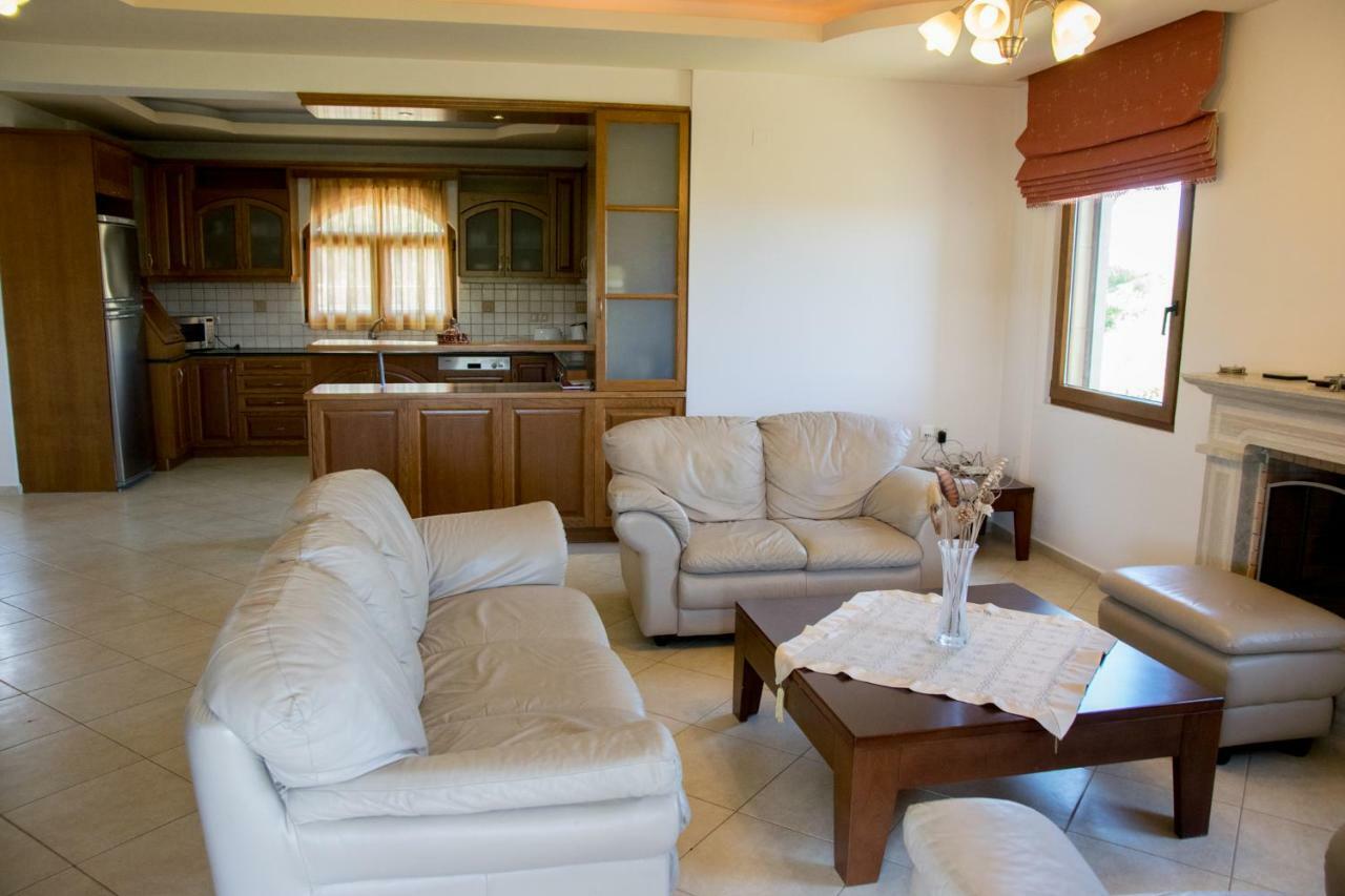איה טריאס Villa Tinadora מראה חיצוני תמונה
